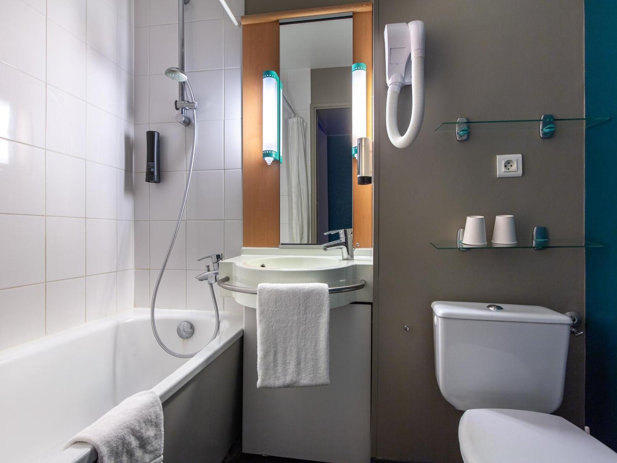 B&B Hotel Orleans Nord Saran Exteriér fotografie