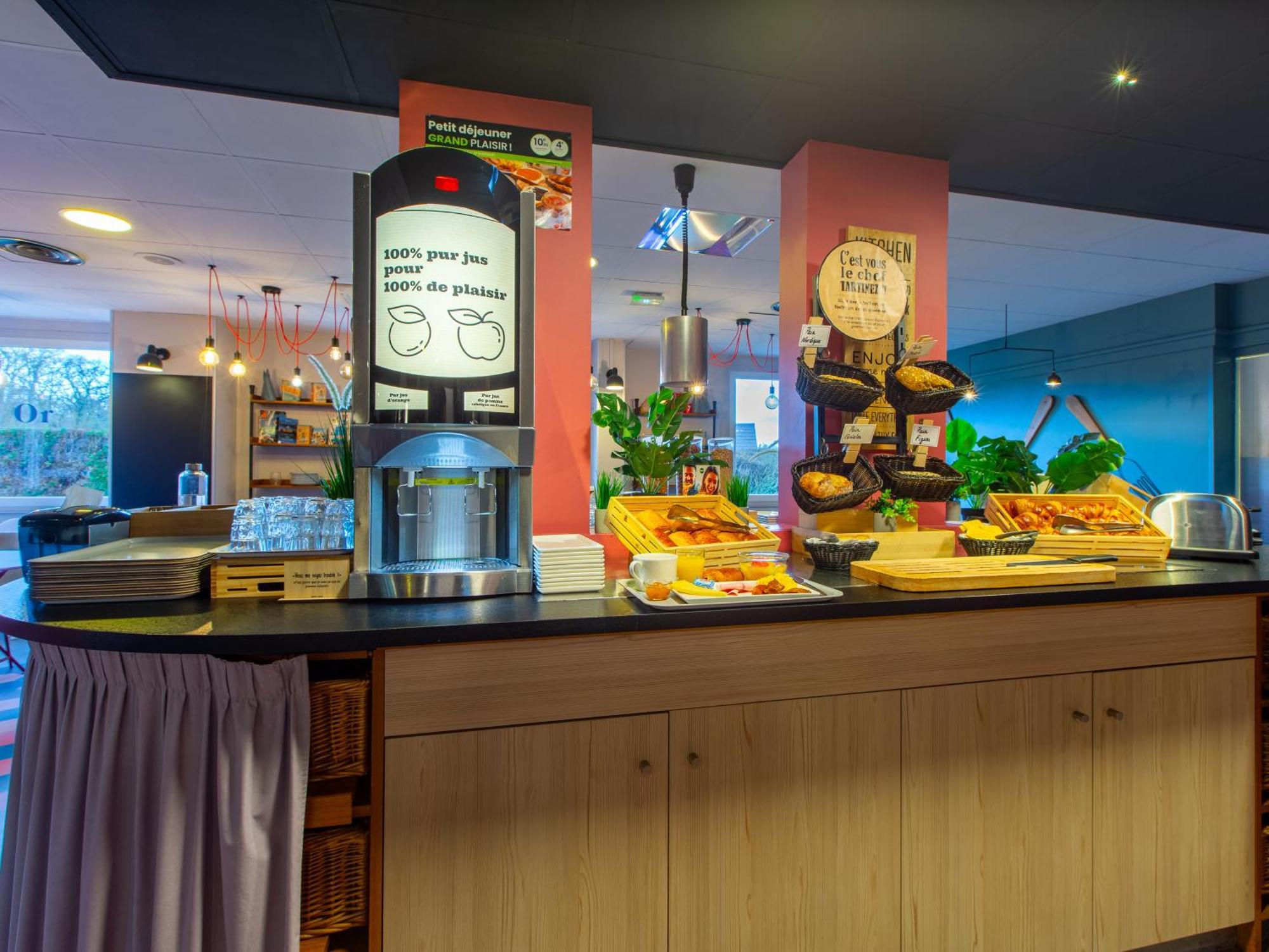 B&B Hotel Orleans Nord Saran Exteriér fotografie